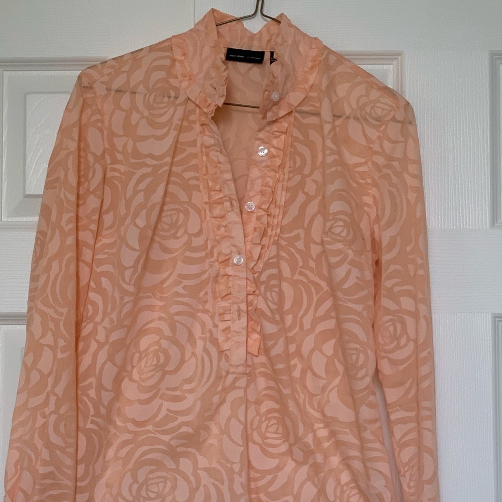 New York & Co. Peach Floral Top - XS